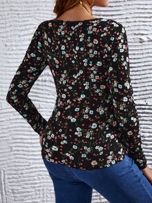 SHEIN Maternity Ditsy Floral Knot Side Wrap Tee - Multicolor - View 2