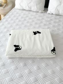 Khăn trải giường thêu hình con chó - trắng - Xem 2