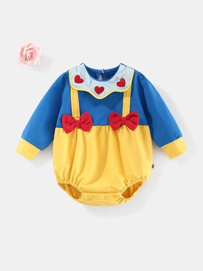 Peninsula Baby Bebé Body con bordado de corazón de color combinado con lazo delantero