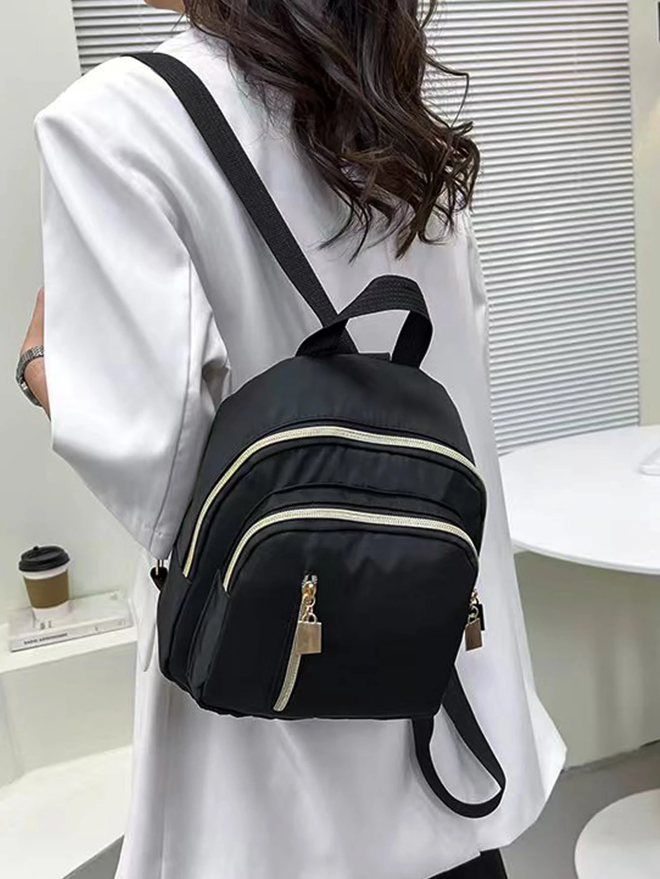 minimalist classic backpack