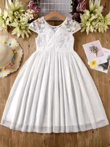 SHEIN Glamorique Kids Kleid mit floraler Stickerei und Schleife vorne für Tween Mädchen - Weiss - Übersicht 2