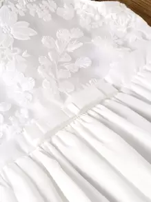 SHEIN Glamorique Kids Kleid mit floraler Stickerei und Schleife vorne für Tween Mädchen - Weiss - Übersicht 4