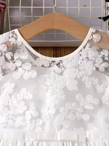 SHEIN Glamorique Kids Kleid mit floraler Stickerei und Schleife vorne für Tween Mädchen - Weiss - Übersicht 5