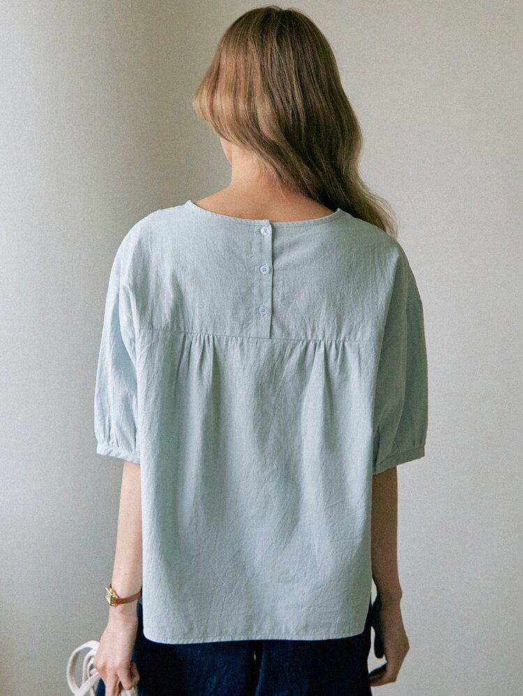 DAZY Blusa Bordada De Flores Con Hombros Caídos - Celeste - Añade 2