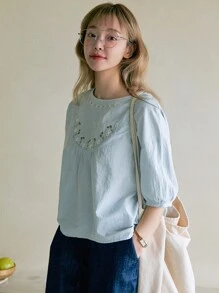 DAZY Blusa Bordada De Flores Con Hombros Caídos - Celeste - Ver 8