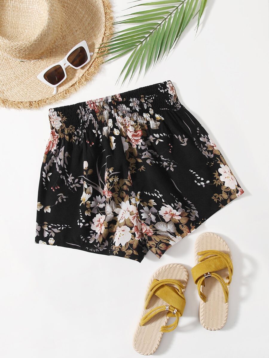 SHEIN VCAY Plus Floral Print Shirred Waist Shorts - Black - View 1