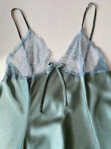 Vestido de lencería sexy con lazo frontal, adorno de encaje y satén