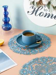 1入歐式风格花瓶、茶具和桌面裝飾餐墊