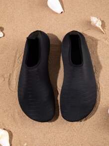 極簡風格一腳蹬水襪