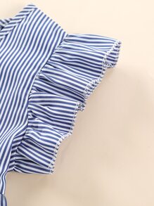 SHEIN Young Girl Striped Print Butterfly Sleeve Ruffle Hem Peplum Blouse