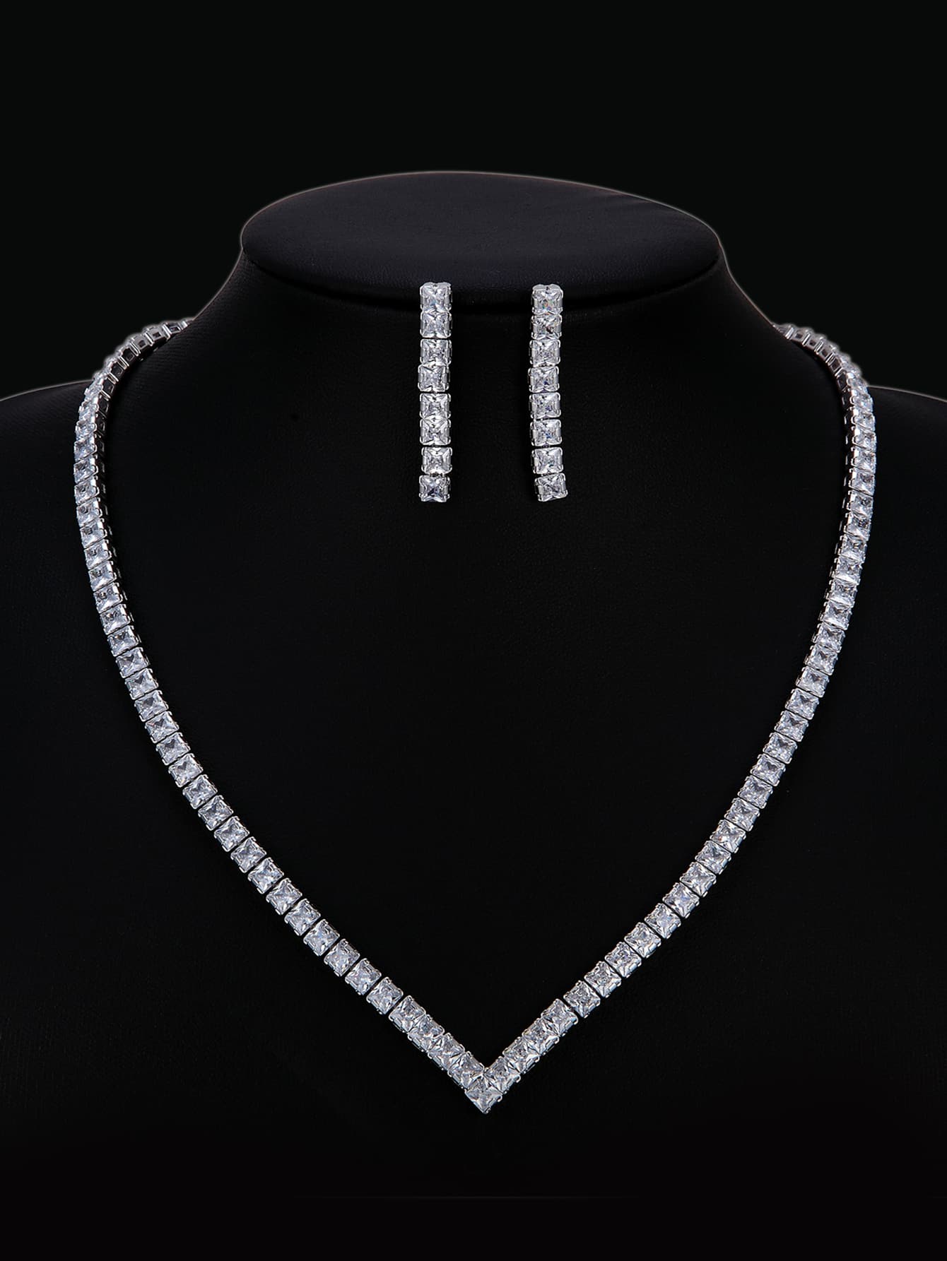 Rhinestone Decor Necklace & Drop Earrings