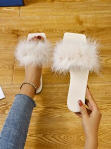 魅力四射戶外白色平底拖鞋適用於女士毛絨裝飾人造皮革露趾涼拖 - 白色 - 查看 1