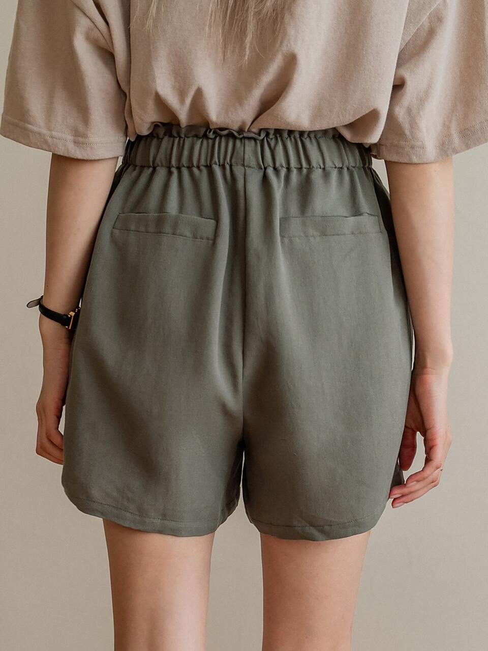 Drawstring Waist Wide Leg Shorts