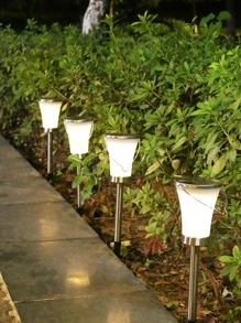 1pc ABS Solar Lawn Lamp, Solar Pathway Light For Outdoor, Outdoor Garden Lighting For Pathway, Yard, Patio - Yellow - View 7