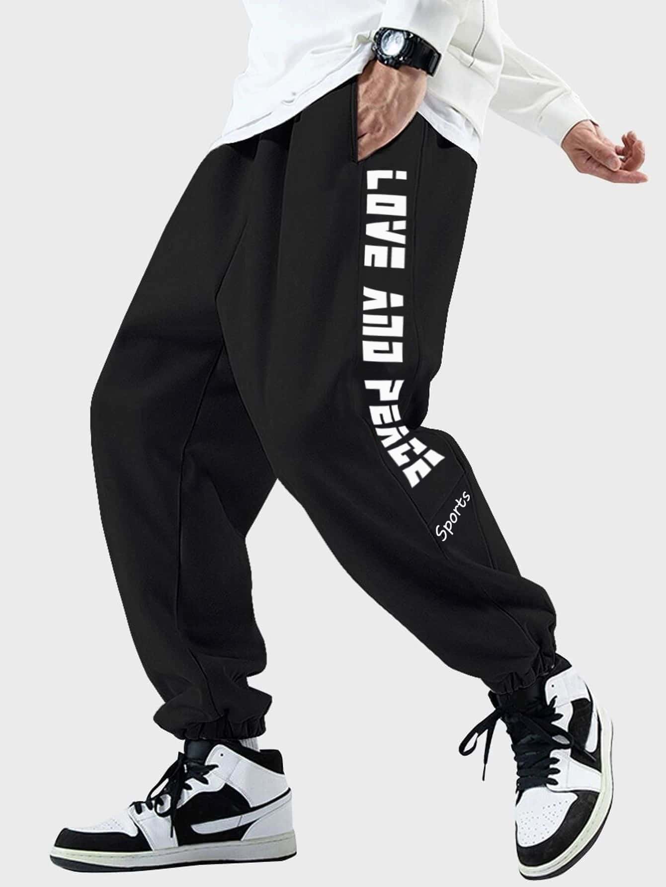 Manfinity Fitness Men Letter Graphic Sports Trousers - Black - View 1