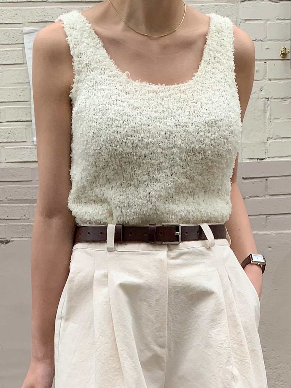 Solid Scoop Neck Knit Top