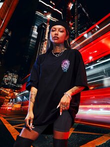 Cartoon & Slogan Graphic Drop Shoulder Tee - Black - View 2