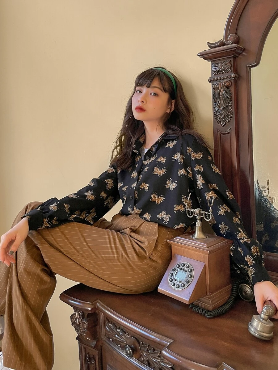 DAZY Áo sơ mi tay dài in hình bướm cài nút phía trước dành cho nữ - màu đen - Xem 1