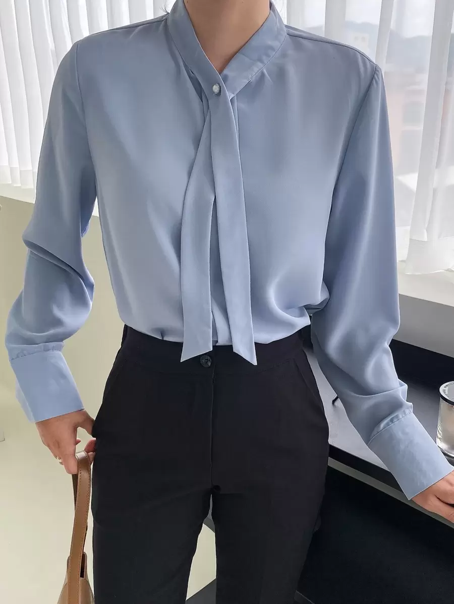 DAZY Solid Tie Neck Zipper Back Shirt Office Wear - Blue - View 1