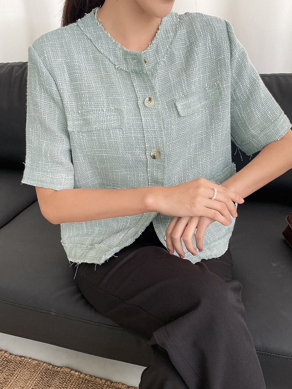 Dual Pocket Raw Trim Jacket
