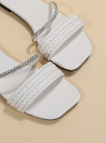 نعال نسائية مصنوعة يدويًا بطراز أوروبي وأمريكي، محاكة بشرائط ومزينة بالراين ستون، متعددة الاستخدامات، خفيفة الوزن، مريحة، مانعة للانزلاق، مقاومة للتآكل، نعال مسطحة