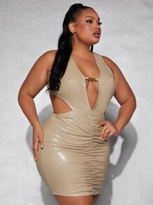 SHEIN SXY 大碼PU皮革鏤空環鏈細節褶邊緊身連衣裙 - 卡其色 - 查看 1