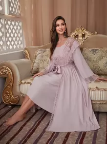 PalaceNights 蕾絲拼接荷葉邊附腰帶睡袍和吊帶連衣裙睡衣套裝 - 藕粉色 - 查看 4