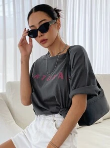 DAZY Đồ họa Chữ cái Áo thun Thả vai - Xám - Xem 8