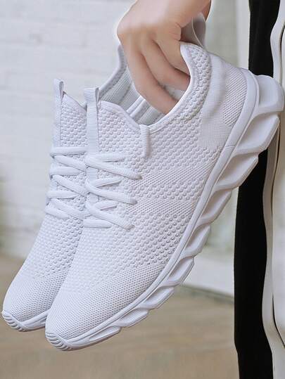 DaoLxi Baskets pour hommes, chaussures de sport ultra légères, chaussures de course respirantes en maille, chaussures de gym, chaussures casual unisexes, chaussures plates pour femmes