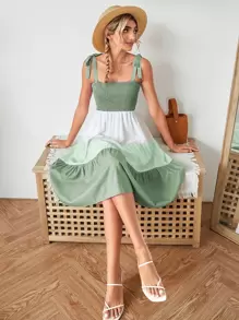 SHEIN VCAY Vestido de color combinado con fruncido con diseño de nudo - Multicolor - Ver 1