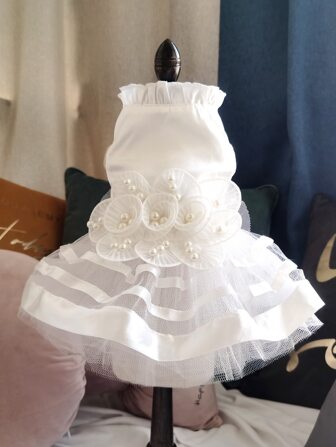 فستان مزين بلؤلؤ صناعي للحيوانات الأليفة 1 قطعة