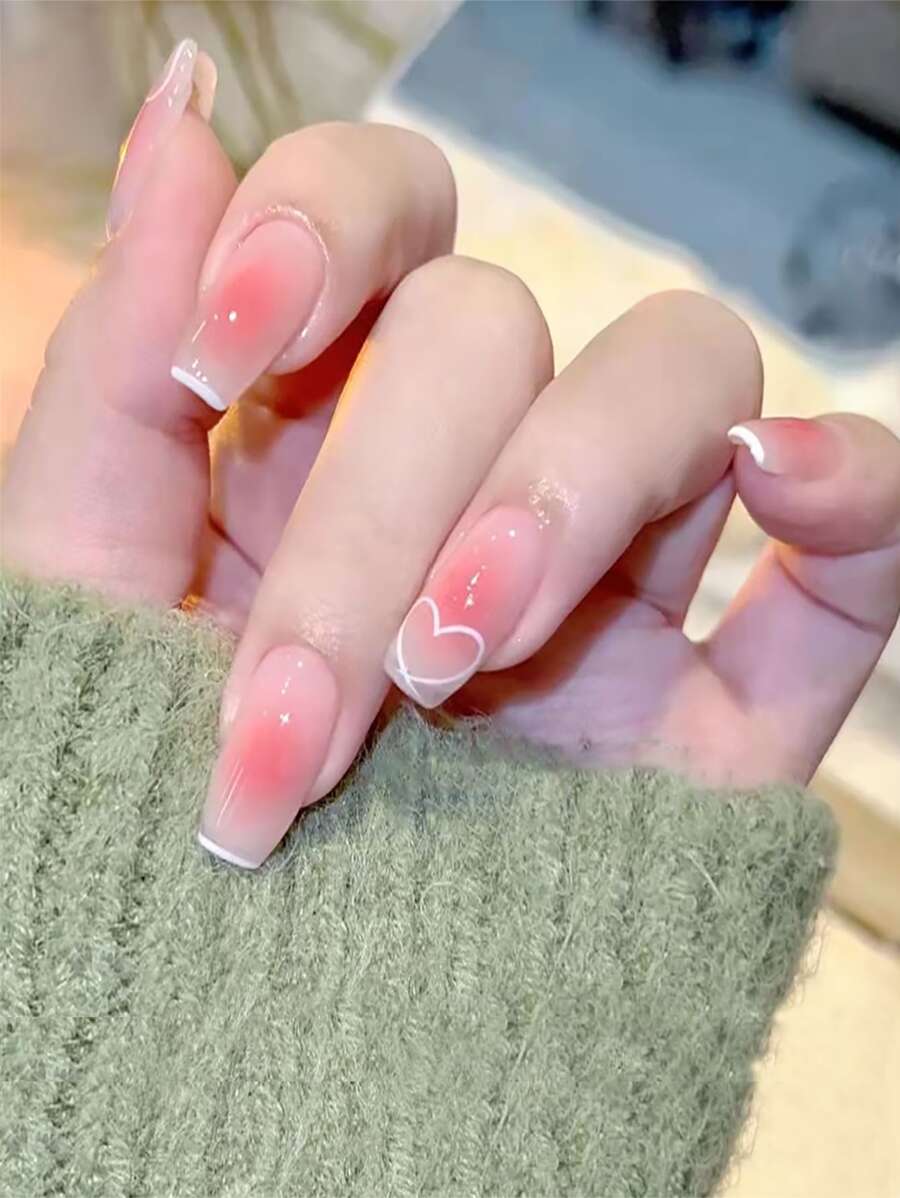 提升您的外观。24片腮红边缘美甲芭蕾美甲垫、1片果冻胶和1片指甲锉，可覆盖全指甲。适用于女士和女孩，按压式指甲，甜美女孩的假指甲，美甲用品 - 淺粉色 - 查看 1