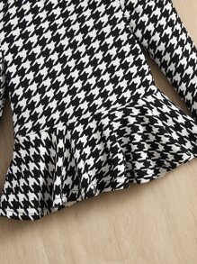 SHEIN Baby Houndstooth Print Puff Sleeve Mock Neck Peplum Top - Black and White - View 4