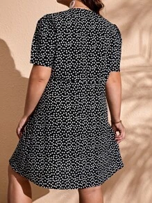 SHEIN LUNE 大碼碎花前排扣連衣裙 - 黑色 - 查看 4