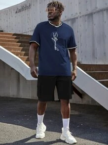 Manfinity Men Plus Letter Graphic Contrast Trim Tee - Navy Blue - View 3