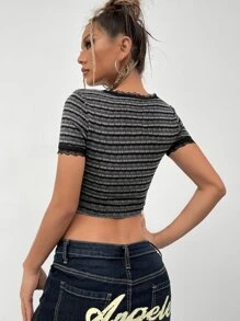 SHEIN ICON Camiseta corta de rayas ribete con encaje - Gris Oscuro - Ver 2
