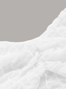 SHEIN ICON Seam Detail Backless Bandana Crop Top - White - View 3