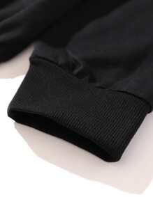 ROMWE MEN Guys Slogan Figure Graphic Sweatshirt - Black - View 4