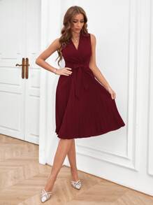 SHEIN Clasi Đầm Thắt lưng Xếp li Trọn gói màu trơn Thanh lịch - Màu Đỏ Sâu - Xem 4