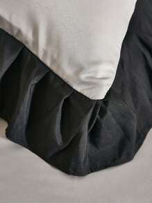 Ruffle Trim Duvet Cover Set Without Filler - Light Grey - View 8