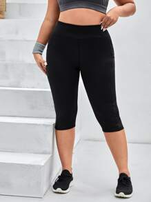 Easithlete Plus Mesh Insert Capri Sports Leggings With Phone Pocket - Black - View 3
