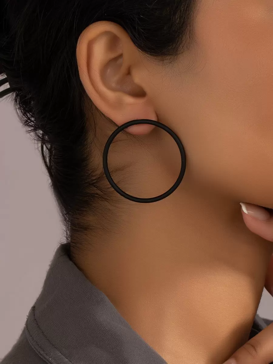 Circle Stud Earrings - Black - View 1