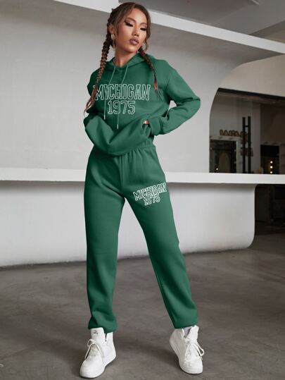 Drop Shoulder Hoodie mit Buchstaben Grafik, und Jogginghose