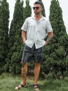 Manfinity 男士佩斯利印花腰部抽繩短褲 - 黑與白 - 查看 5