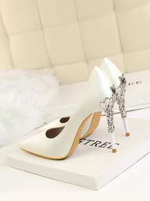 Point Toe Stiletto Heeled Satin Court Pumps - Beige - View 1