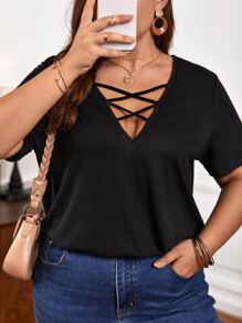 SHEIN LUNE Plus Solid Criss Cross Detail Tee - Black - View 2