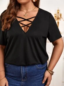 SHEIN LUNE Plus Solid Criss Cross Detail Tee - Black - View 3