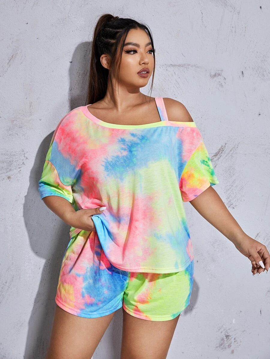 SHEIN Plus Tie Dye Asymmetrical Neck Tee & Shorts PJ Set - Multicolor - View 1
