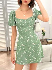 Soleia Vestido con estampado floral de margarita pecho con fruncido - verde menta - Ver 1