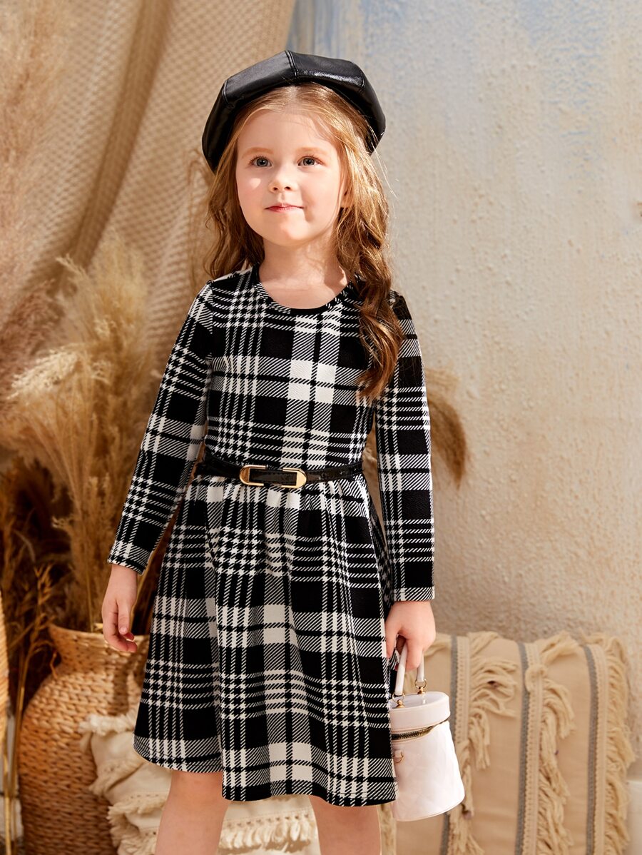 SHEIN 年輕女孩格紋印花裙,沒有腰帶